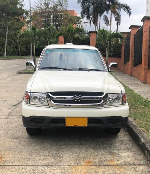 Great Wall Hover • 2010 • 54,000 km 5