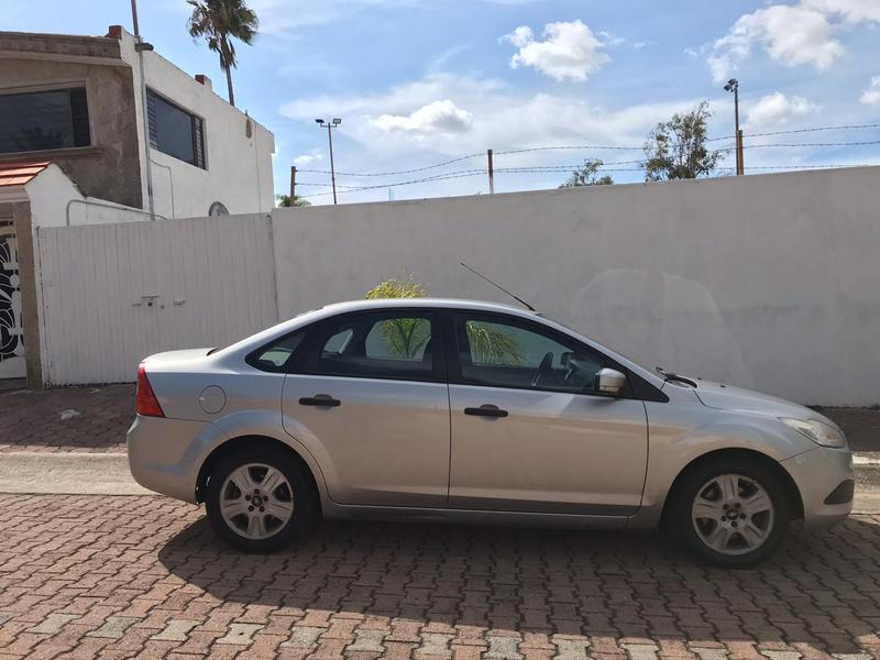 Ford Focus • 2011 • 120,000 km 1