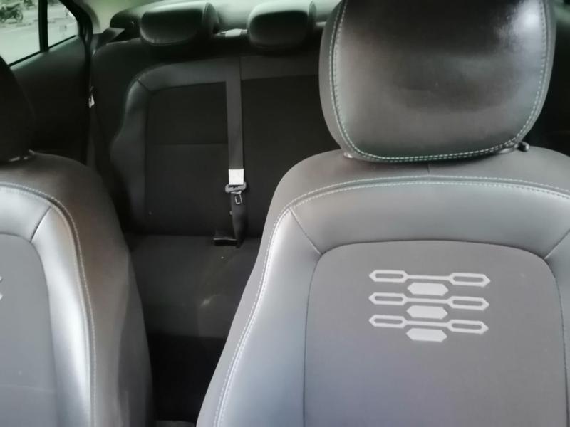 Chevrolet Onix • 2019 • 12,150 km 2