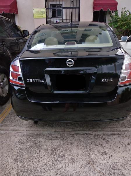 Nissan Sentra 2.0 • 2007 • 104,000 km 1