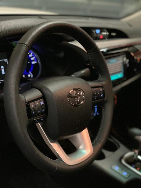Toyota Hilux • 2018 • 29,000 km 10