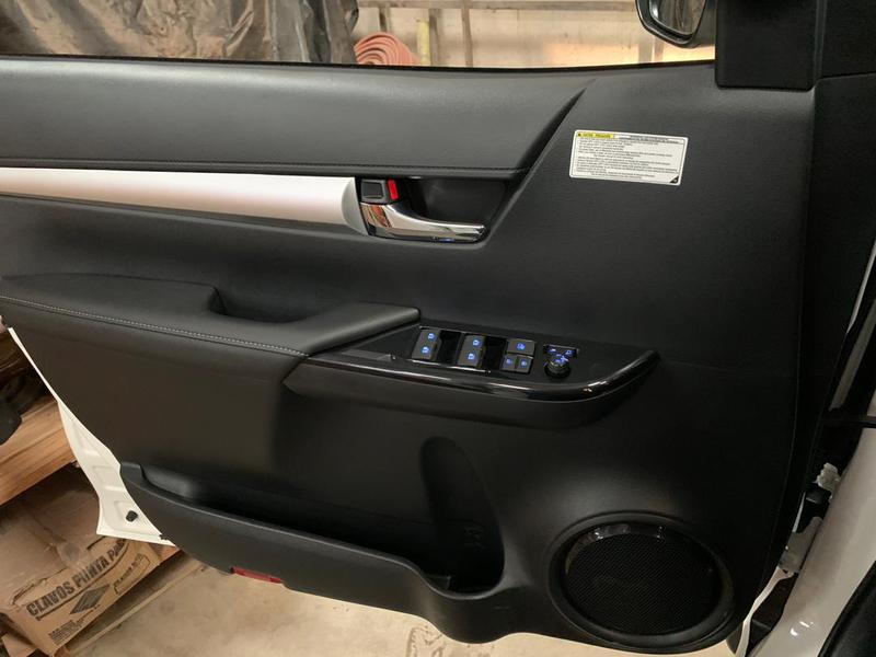 Toyota Hilux • 2018 • 29,000 km 19