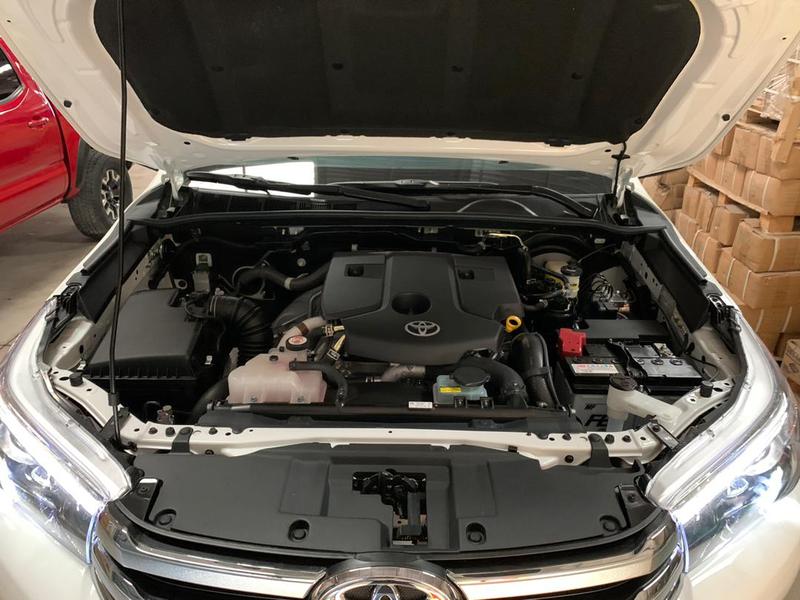 Toyota Hilux • 2018 • 29,000 km 12