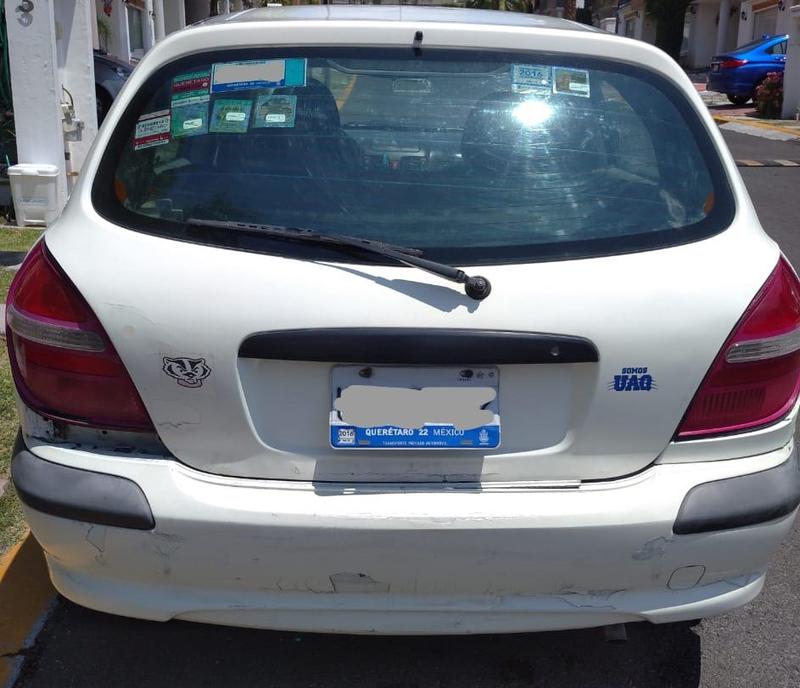 Nissan Almera • 2002 • 168,000 km 7