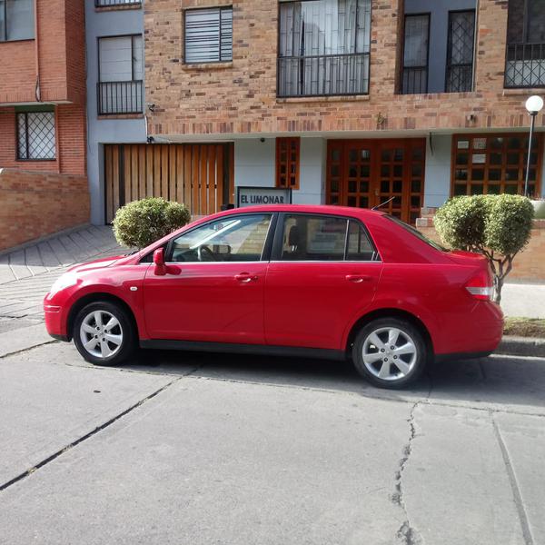 Nissan Tiida • 2011 • 87,388 km 7