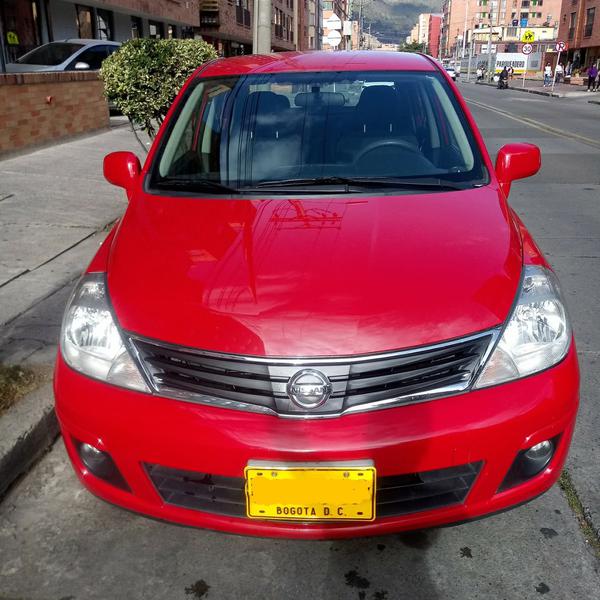 Nissan Tiida • 2011 • 87,388 km 4