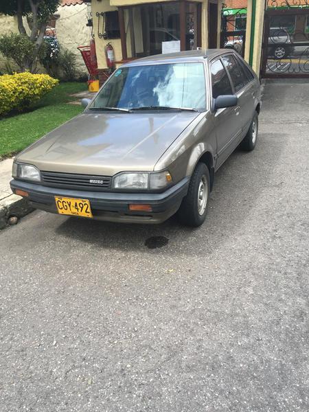 Mazda 323 • 1990 • 126,000 km 6