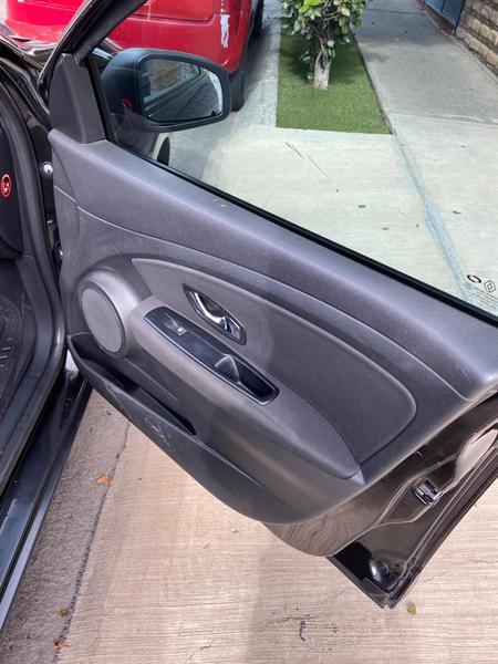 Renault Fluence • 2015 • 124,000 km 8