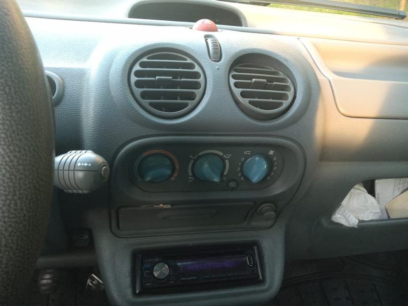 Renault Twingo • 2006 • 176,000 km 6