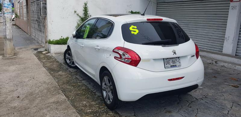 Peugeot 207 • 2014 • 117,629 km 7