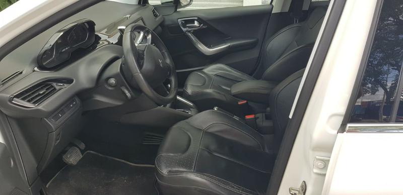 Peugeot 207 • 2014 • 117,629 km 3