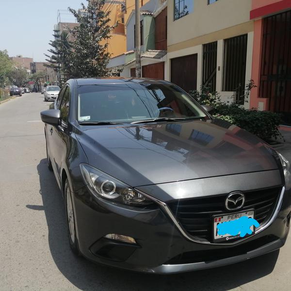 Mazda 3 • 2016 • 70,000 km 2