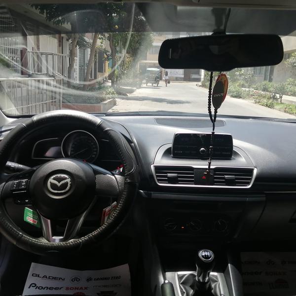 Mazda 3 • 2016 • 70,000 km 1