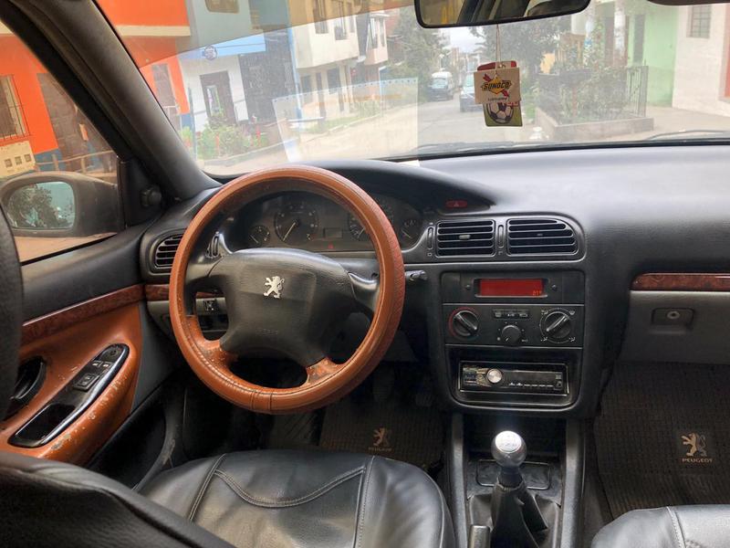 Peugeot 406 • 2001 • 1 km 1