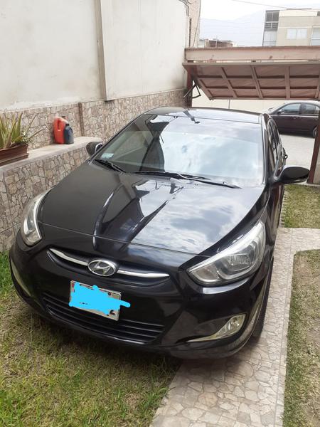 Hyundai Accent • 2015 • 124,000 km 9
