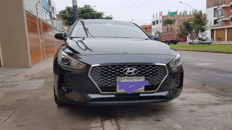 Hyundai i30 • 2018 • 12,000 km 5
