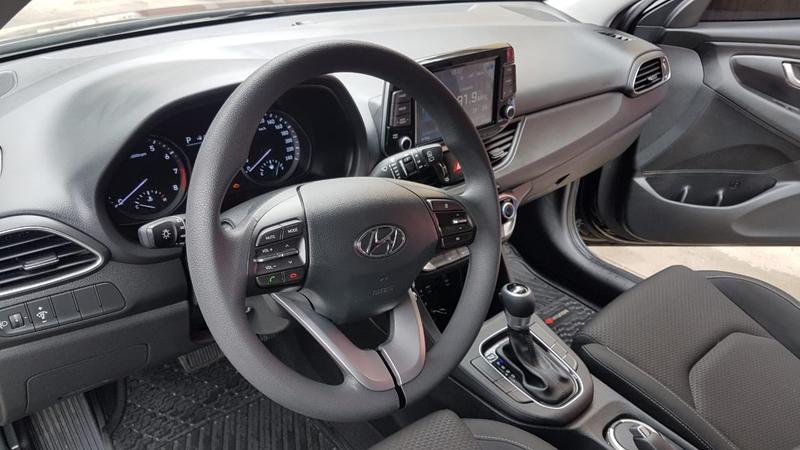 Hyundai i30 • 2018 • 12,000 km 8