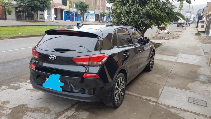 Hyundai i30 • 2018 • 12,000 km 6