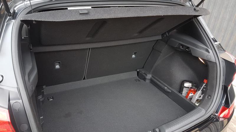 Hyundai i30 • 2018 • 12,000 km 12