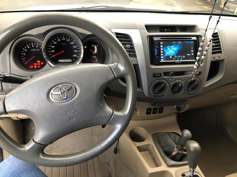 Toyota 4-Runner • 2011 • 187,400 km 5