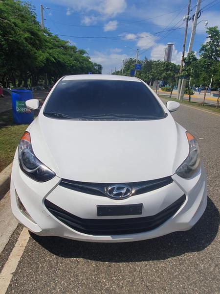 Hyundai Elantra • 2013 • 159,000 km 7