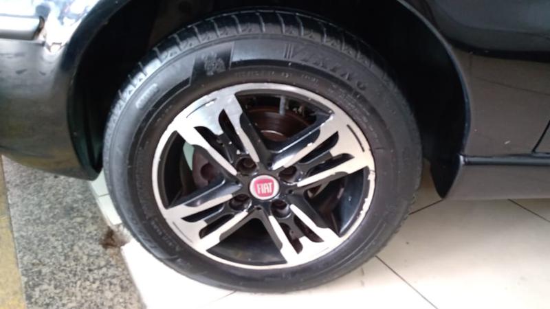 Fiat Palio Weekend • 2010 • 165,212 km 2