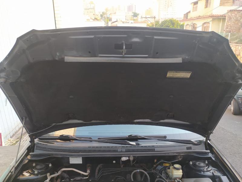 Toyota Corolla • 2007 • 208,000 km 2