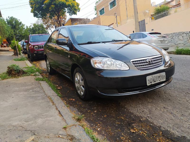 Toyota Corolla • 2007 • 208,000 km 3