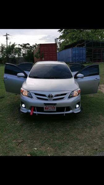 Toyota Corolla • 2013 • 23 km 8