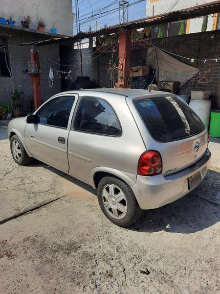 Chevrolet  • 2006 • 10,000 km 4