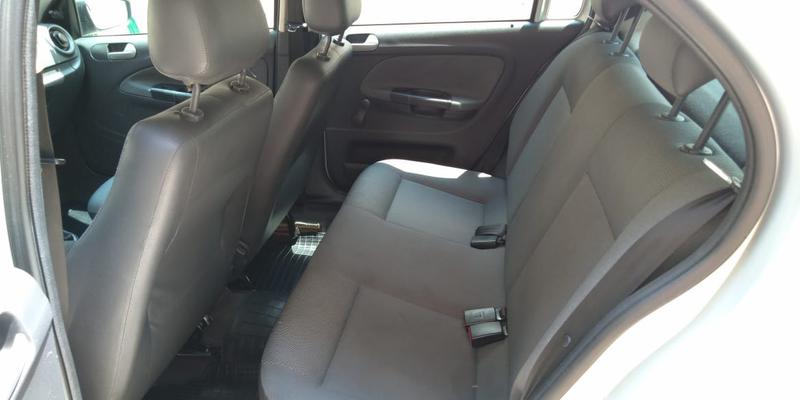 Volkswagen Gol • 2009 • 135,000 km 4