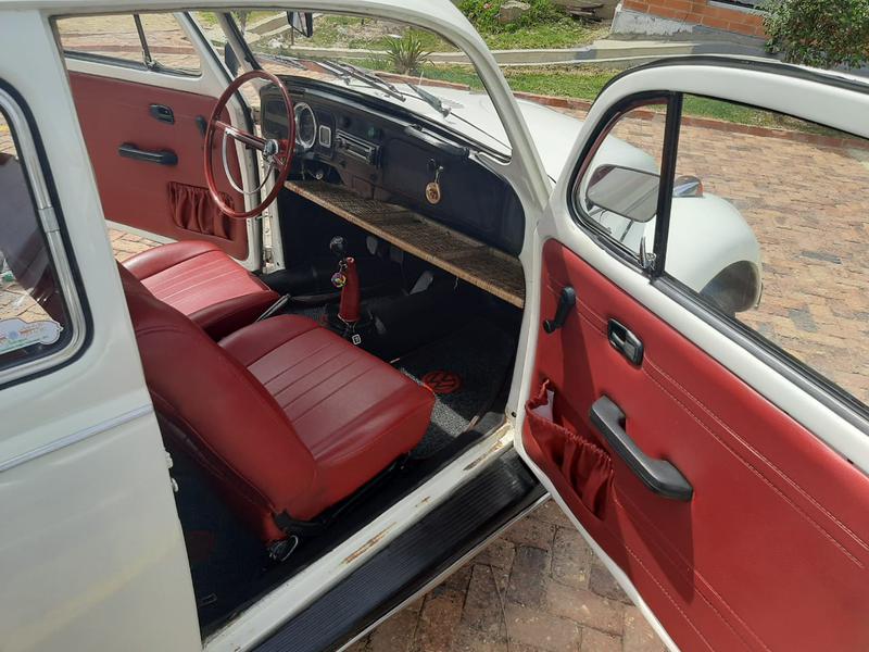 Volkswagen Beetle • 1980 • 81,000 km 5