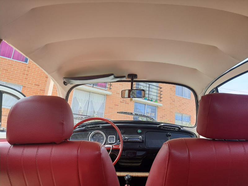 Volkswagen Beetle • 1980 • 81,000 km 3