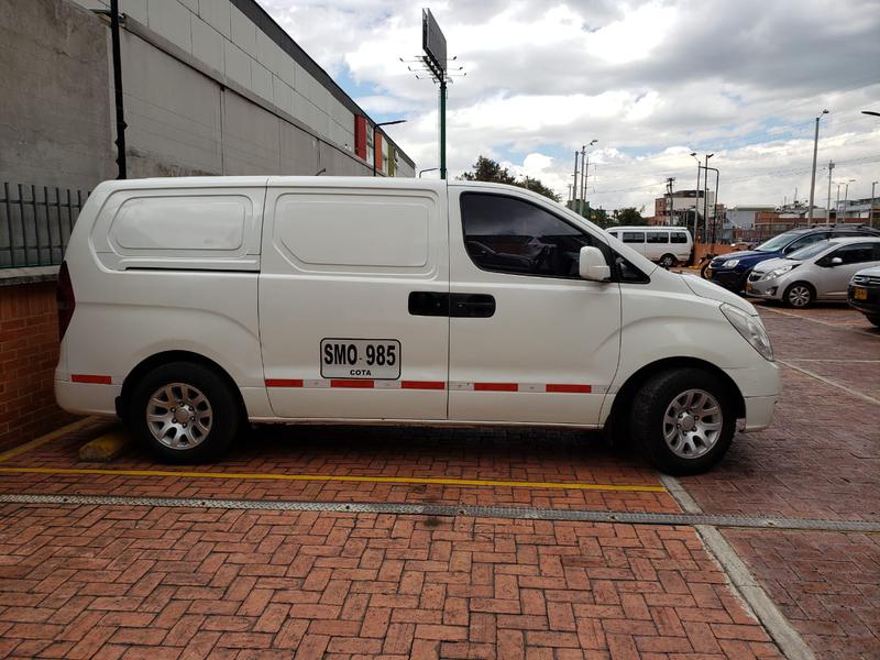 Hyundai H1 • 2009 • 249,233 km 14