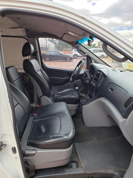 Hyundai H1 • 2009 • 249,233 km 5