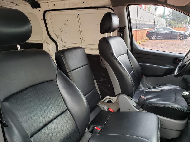 Hyundai H1 • 2009 • 249,233 km 16