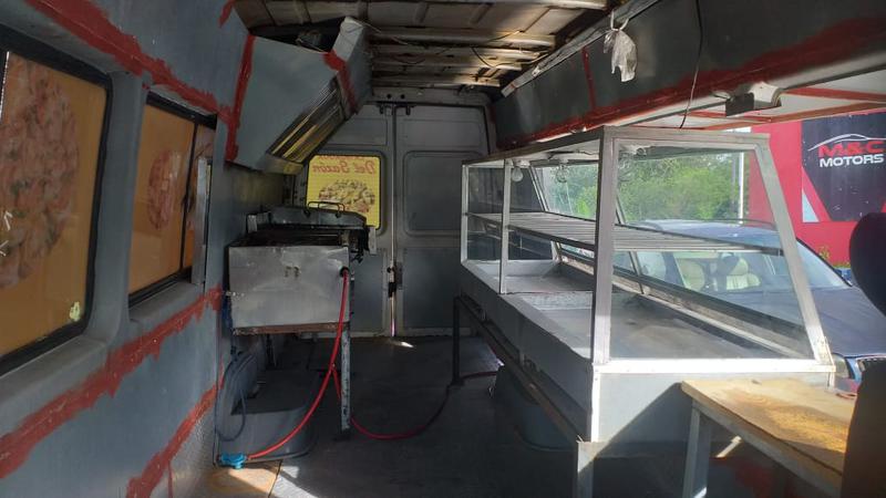 Mercedes-Benz Sprinter • 2006 • 10,000 km 3