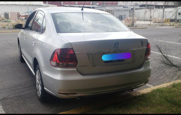 Volkswagen Vento • 2016 • 57,000 km 9