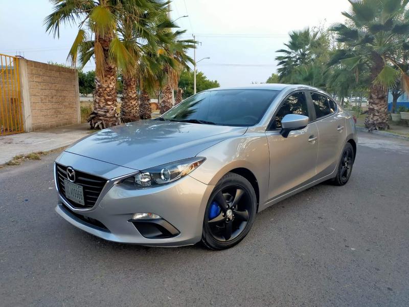 Mazda 3 • 2015 • 60,000 km 6