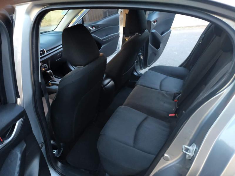 Mazda 3 • 2015 • 60,000 km 2