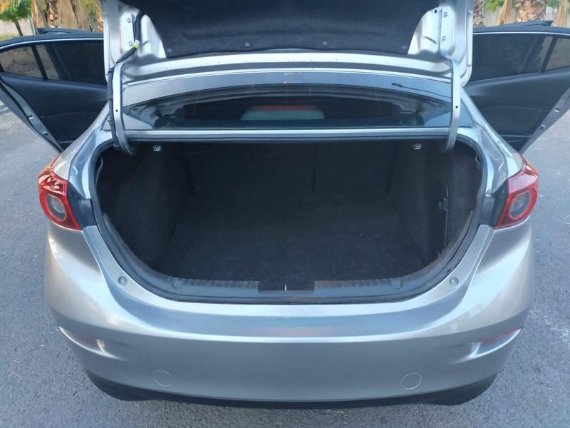 Mazda 3 • 2015 • 60,000 km 9