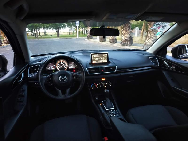Mazda 3 • 2015 • 60,000 km 11