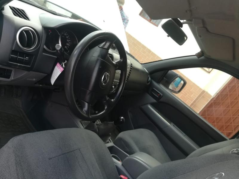 Mazda BT • 2015 • 200,000 km 8