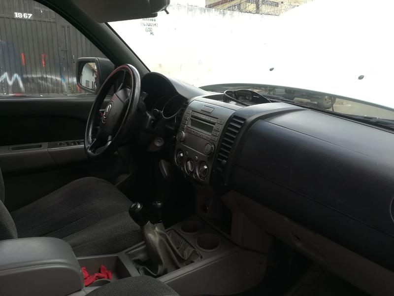 Mazda BT • 2015 • 200,000 km 7