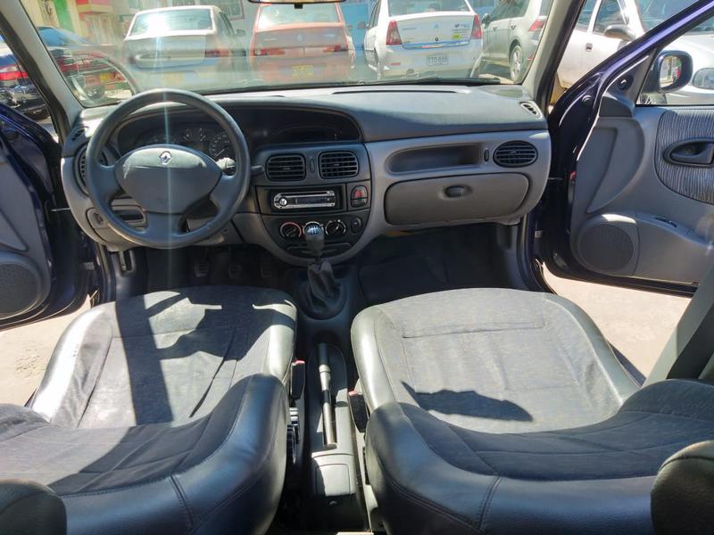 Renault Mégane • 2002 • 165 km 1