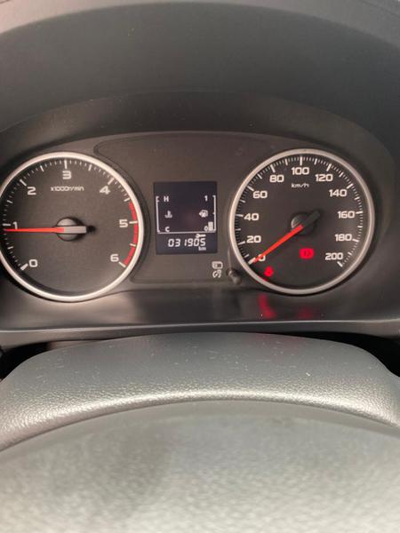 Mitsubishi L200 Pick up • 2016 • 31,905 km 9