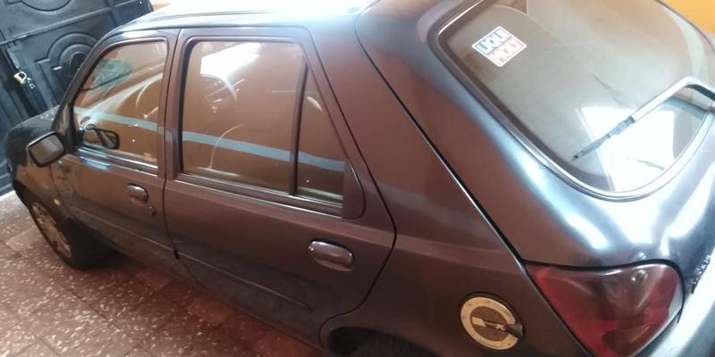 Ford Fiesta • 2003 • 490,568 km 3