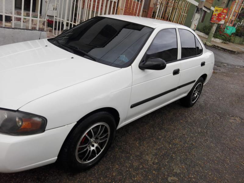 Nissan Sentra • 2005 • 198,000 km 6