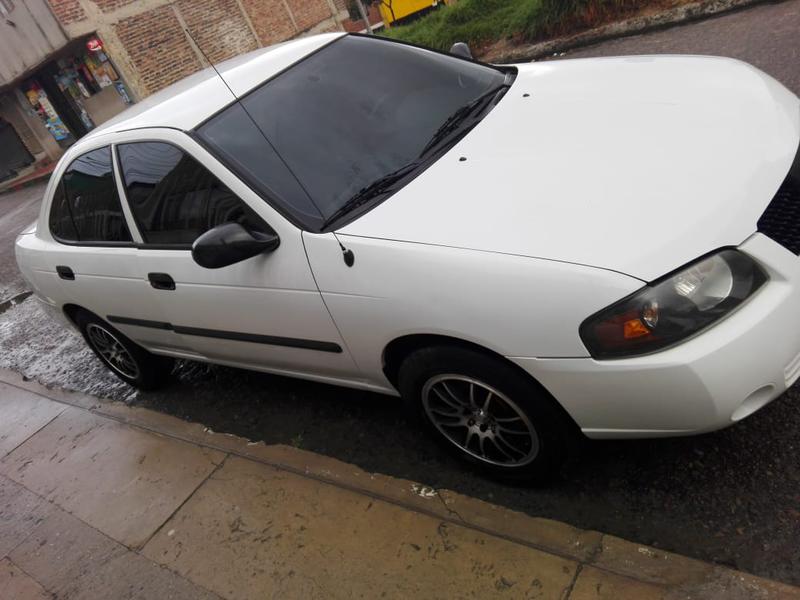 Nissan Sentra • 2005 • 198,000 km 7