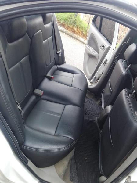 Nissan Sentra • 2005 • 198,000 km 2